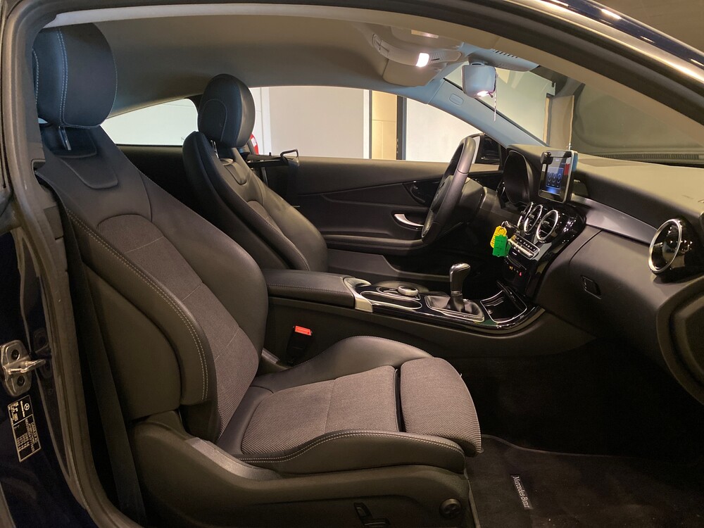 Mercedes-Benz C220d Coupé Premium Plus AMG C-Klasse Coupé 170 PS 2018, J-315-DK.