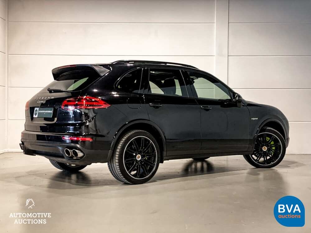 Porsche Cayenne 3.0 S E-Hybrid GTS-Pakket 416pk Plug-In Hybride 2015 -Org. NL-, 3-ZHG