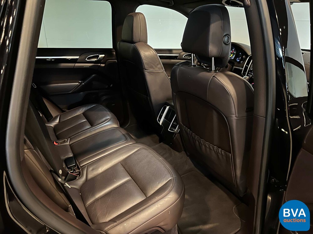 Porsche Cayenne 3.0 S E-Hybrid GTS-Pakket 416pk Plug-In Hybride 2015 -Org. NL-, 3-ZHG