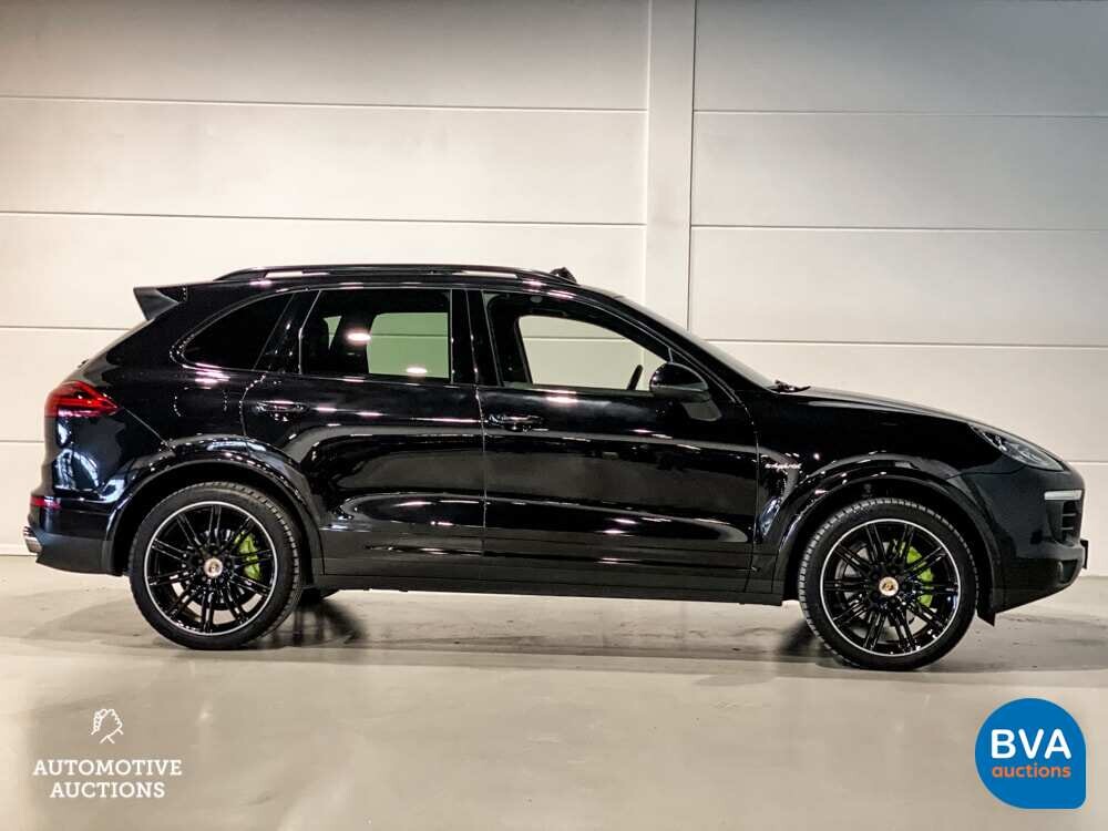 Porsche Cayenne 3.0 S E-Hybrid GTS-Pakket 416pk Plug-In Hybride 2015 -Org. NL-, 3-ZHG