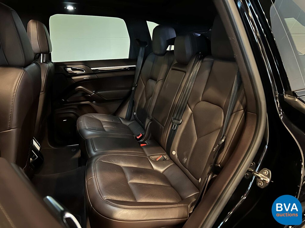 Porsche Cayenne 3.0 S E-Hybrid GTS-Pakket 416pk Plug-In Hybride 2015 -Org. NL-, 3-ZHG