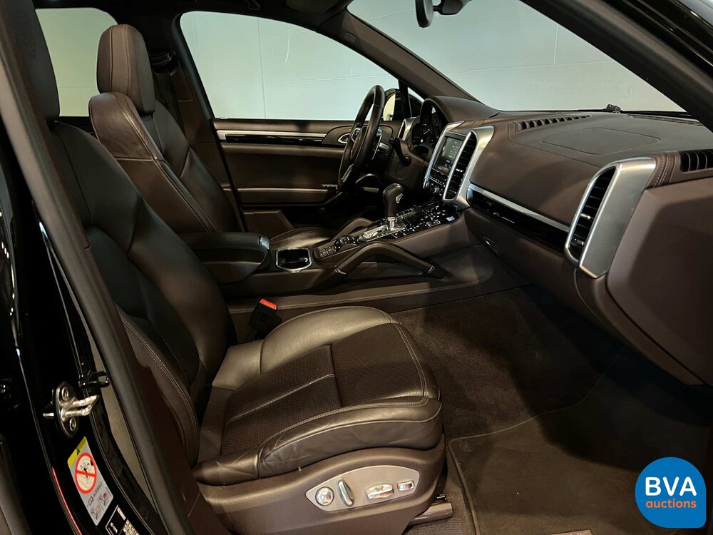 Porsche Cayenne 3.0 S E-Hybrid GTS-Pakket 416pk Plug-In Hybride 2015 -Org. NL-, 3-ZHG