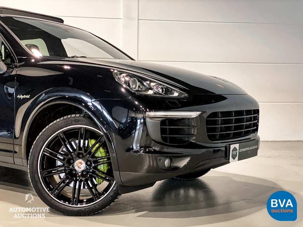 Porsche Cayenne 3.0 S E-Hybrid GTS-Pakket 416pk Plug-In Hybride 2015 -Org. NL-, 3-ZHG