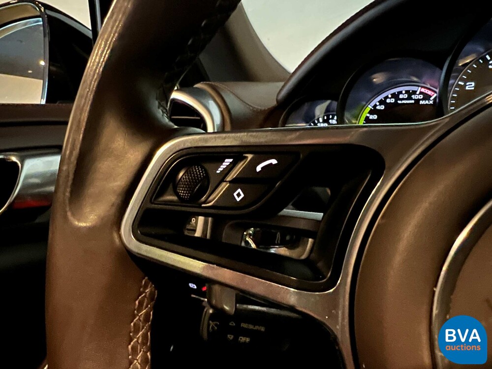 Porsche Cayenne 3.0 S E-Hybrid GTS-Pakket 416pk Plug-In Hybride 2015 -Org. NL-, 3-ZHG