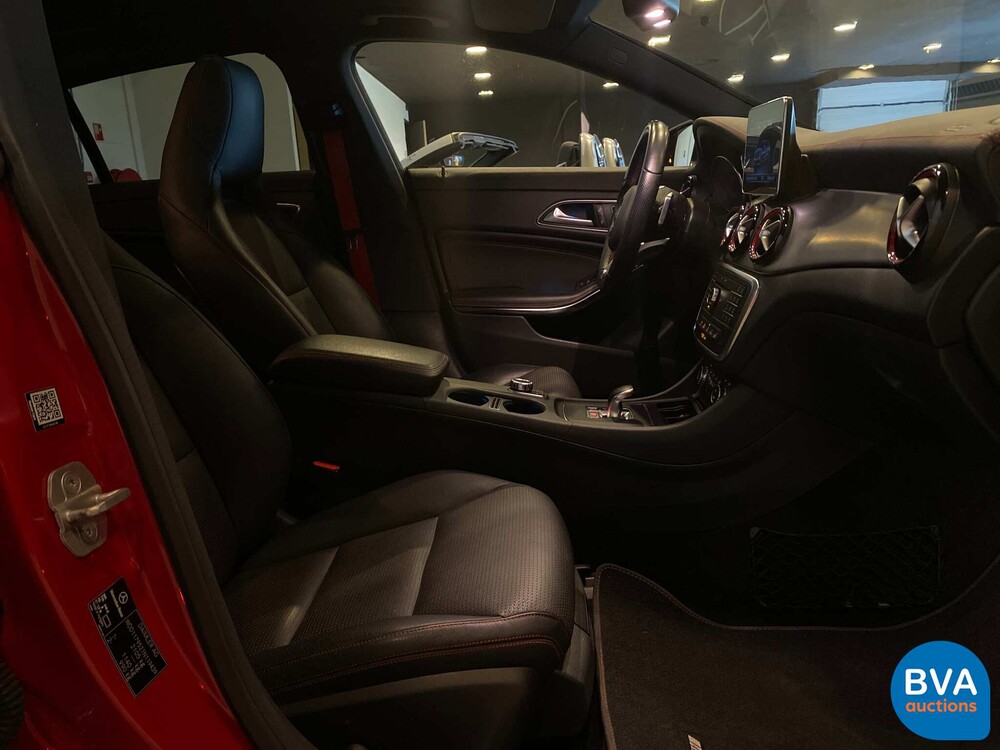 Mercedes-Benz CLA45 AMG 4matic 360pk 2014, NL-kenteken