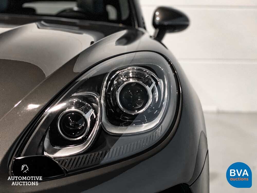 Porsche Macan Turbo 3.6 400hp 2015 -Org. NL-, 4-ZSP-38.