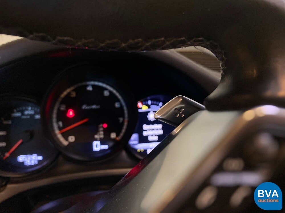 Porsche Macan Turbo 3.6 400hp 2015 -Org. NL-, 4-ZSP-38.