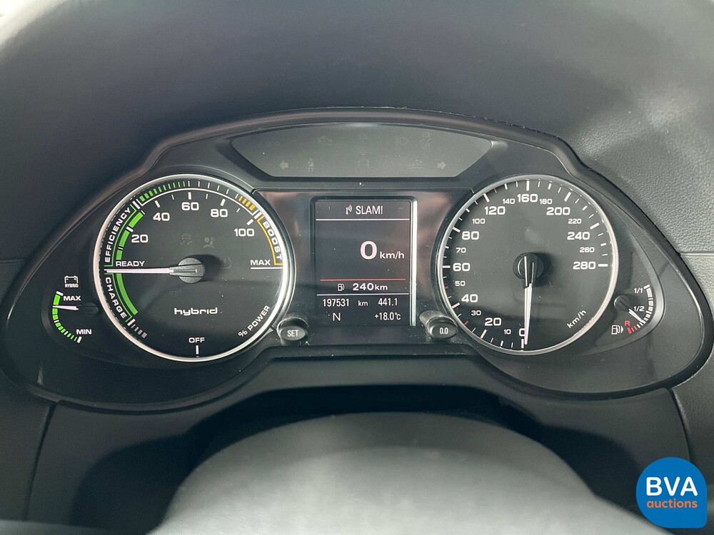Audi Q5 2.0 TFSI Hybrid Quattro 211pk 2012, 6-KLV-37