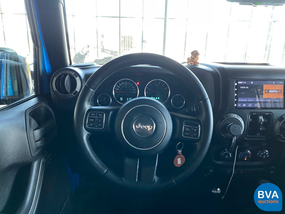 Jeep Wrangler Unlimited 3.6 Sahara CUSTOM 284 PS 2015, L-530-ZD.