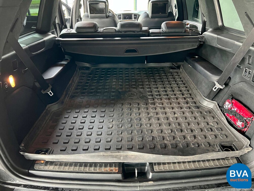 Mercedes-Benz GL63 AMG 557 PS 2015, P-495-KZ.