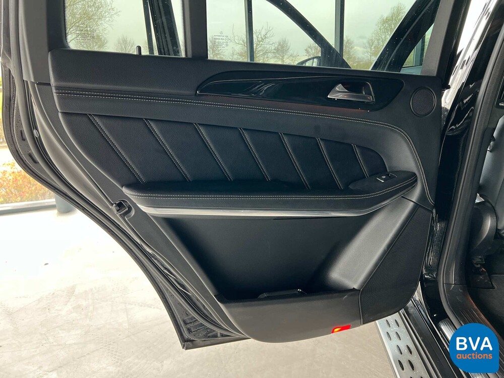 Mercedes-Benz GL63 AMG 557 PS 2015, P-495-KZ.