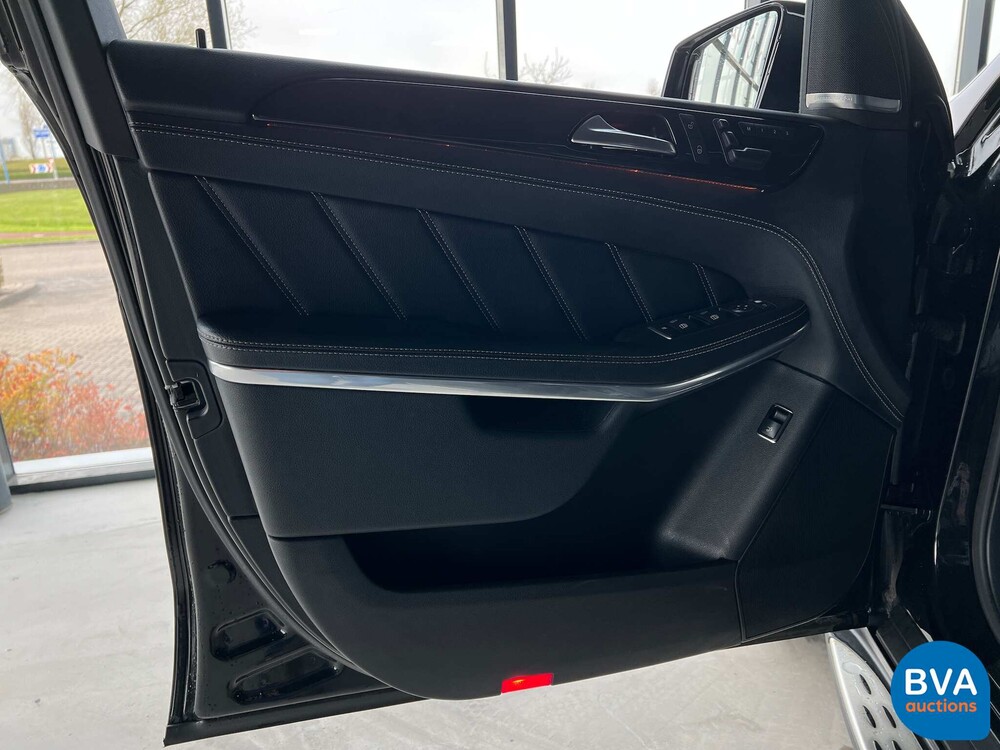 Mercedes-Benz GL63 AMG 557 PS 2015, P-495-KZ.