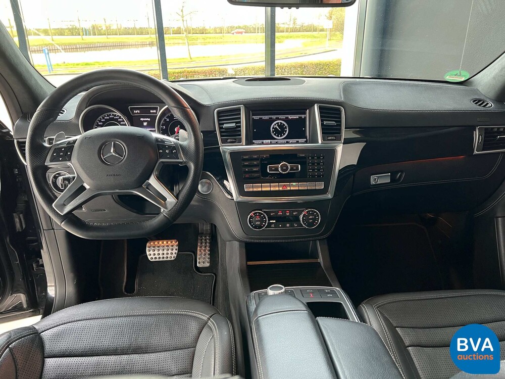 Mercedes-Benz GL63 AMG 557 PS 2015, P-495-KZ.