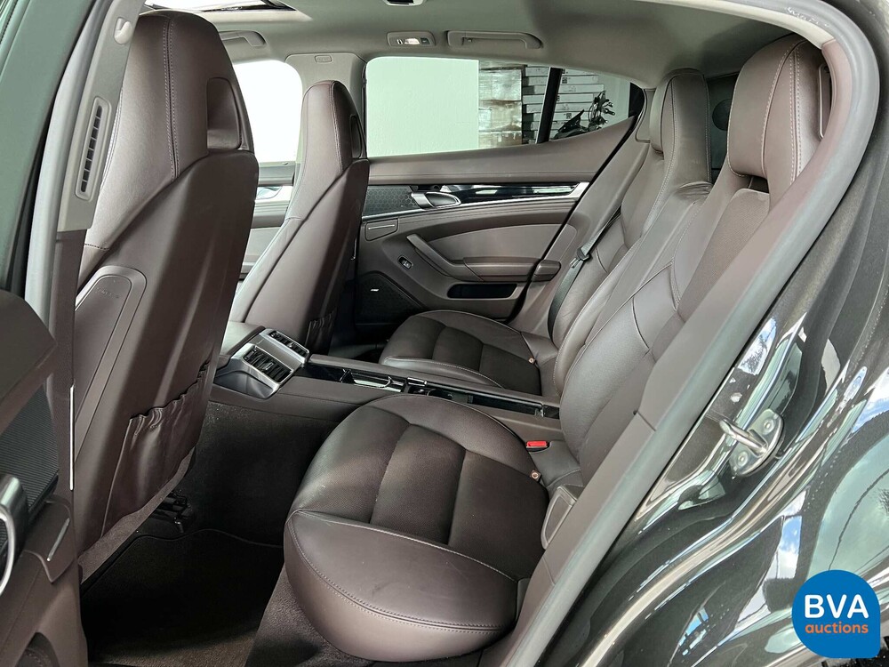 Porsche Panamera GTS e-Hybrid 416pk Plug-In-Hybrid 2014 FAC.