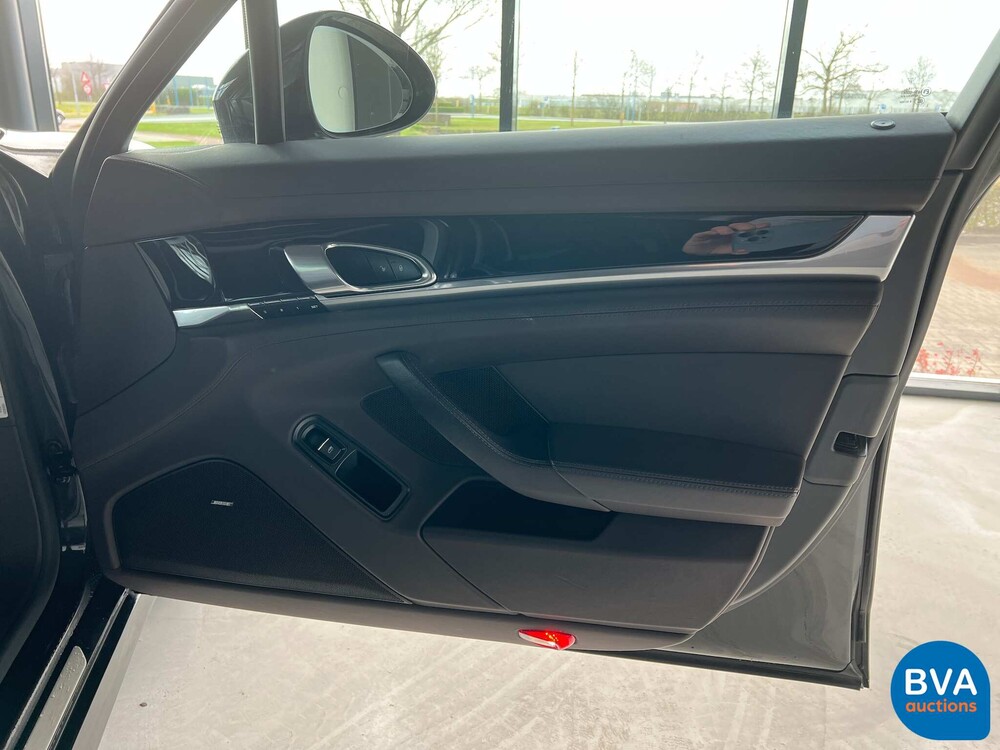 Porsche Panamera GTS e-Hybrid 416pk Plug-In-Hybrid 2014 FAC.