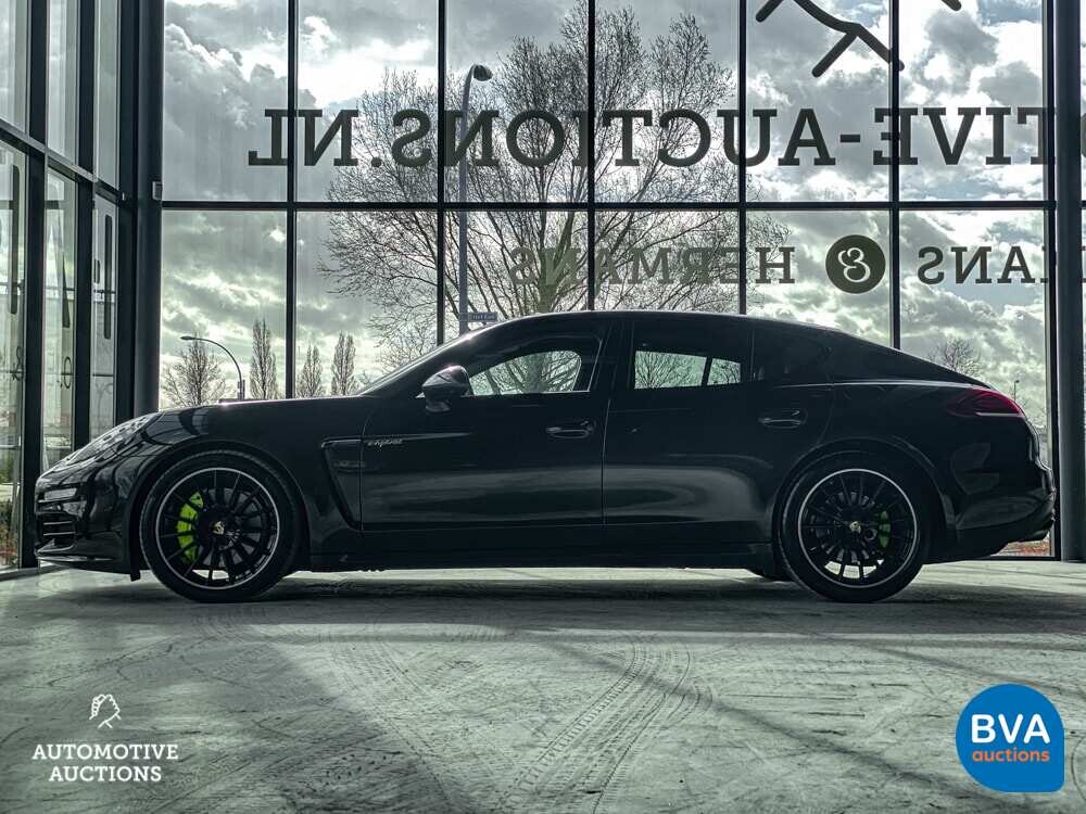 Porsche Panamera GTS e-Hybrid 416pk Plug-In-Hybrid 2014 FAC.