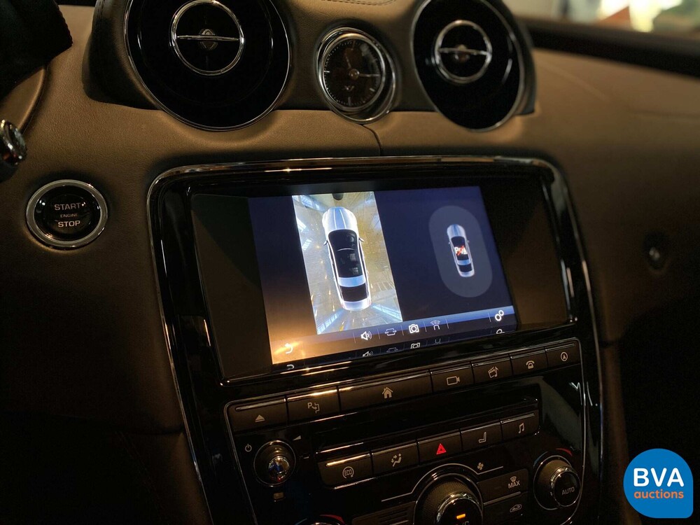 Jaguar XJ3.0 D Premium Luxury 300 PS 2018 Facelift, TD-898-B.