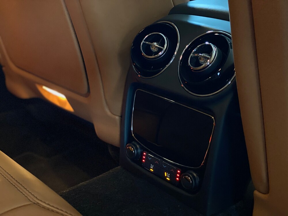 Jaguar XJ3.0 D Premium Luxury 300 PS 2018 Facelift, TD-898-B.