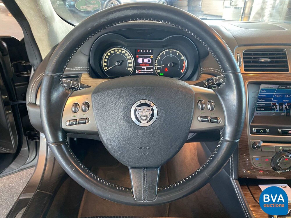 Jaguar XK5.0 V8 Coupé Portfolio 385PS 2009 -Org. NL-,99-HRN-3.