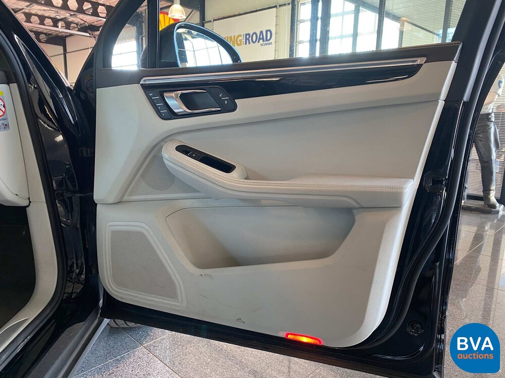 Porsche Macan 2.0 252hp 2017 -Org. NL-FACELIFT, NB-969-F.