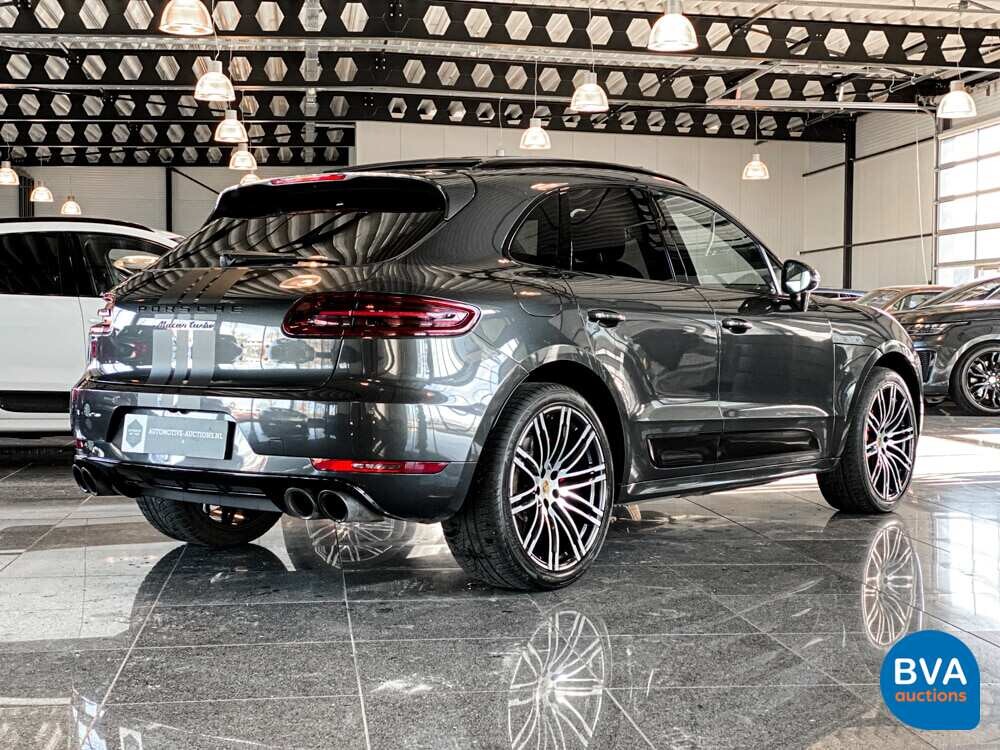 Porsche Macan Turbo Sportchrono 400PS FACELIFT 2016 -Org. NL-, KD-424-R.