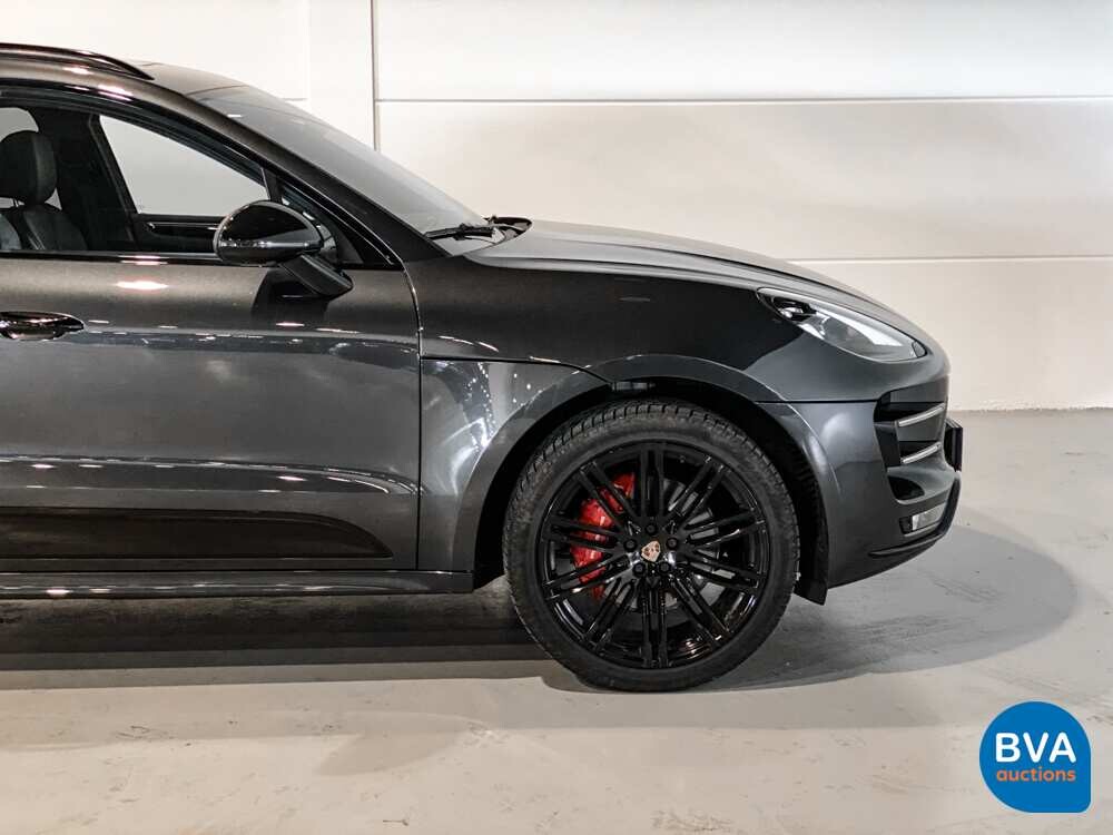 Porsche Macan Turbo 3.6 400pk FACELIFT 2016 AKRAPOVIC Sport-Chrono, NX-244-N
