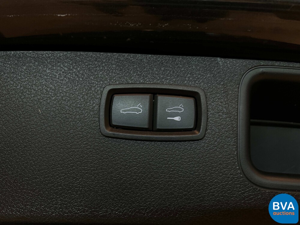 Porsche Macan Turbo 3.6 400pk FACELIFT 2016 AKRAPOVIC Sport-Chrono, NX-244-N