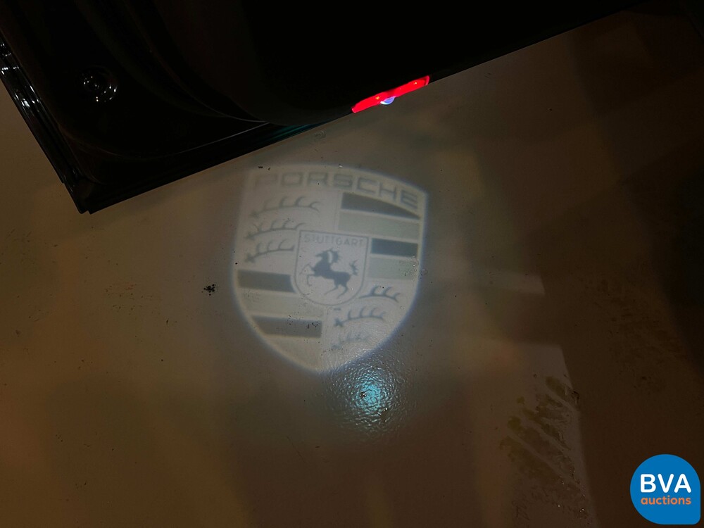 Porsche Macan Turbo 3.6 400pk FACELIFT 2016 AKRAPOVIC Sport-Chrono, NX-244-N