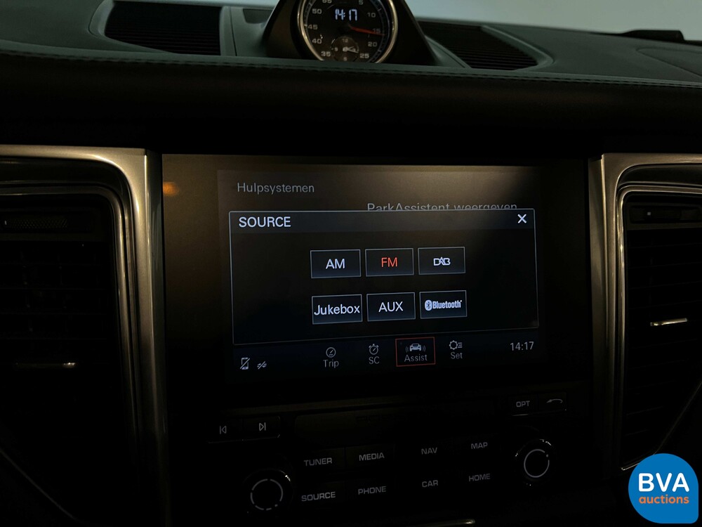 Porsche Macan Turbo 3.6 400pk FACELIFT 2016 AKRAPOVIC Sport-Chrono, NX-244-N