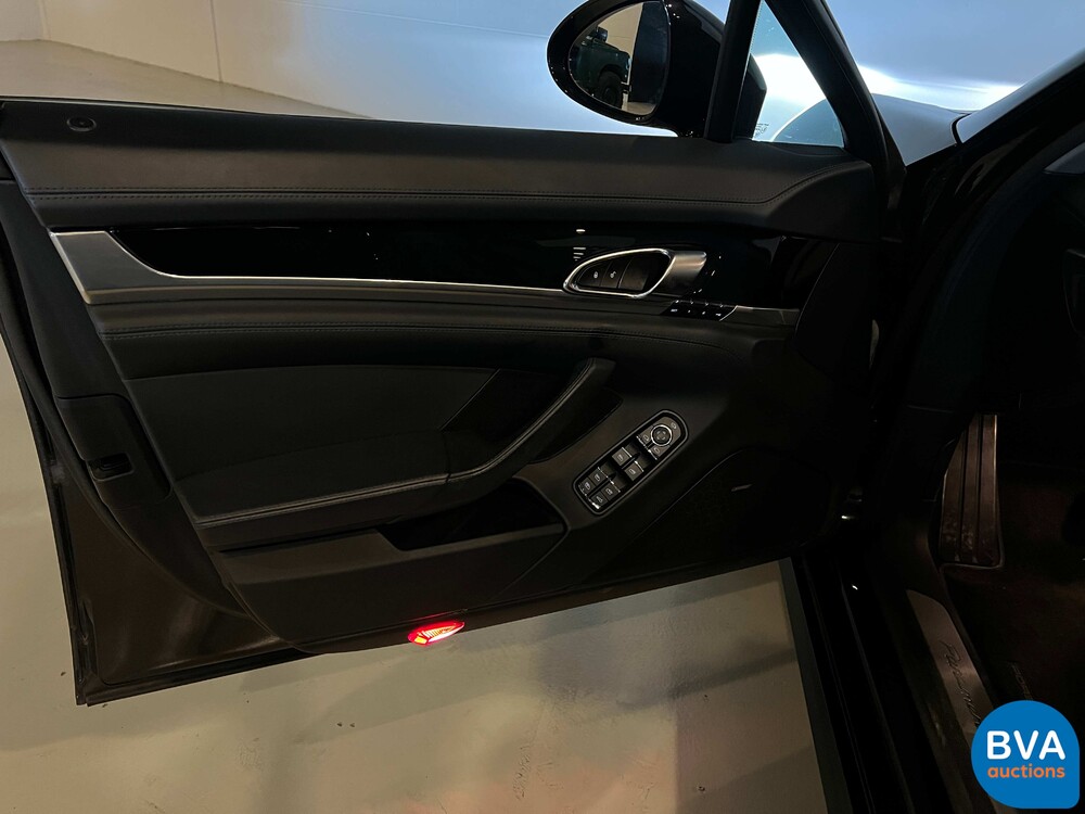 Porsche Panamera 3.0 S E-Hybrid 2014 333hp -Org. NL-, 7-TTJ-57.