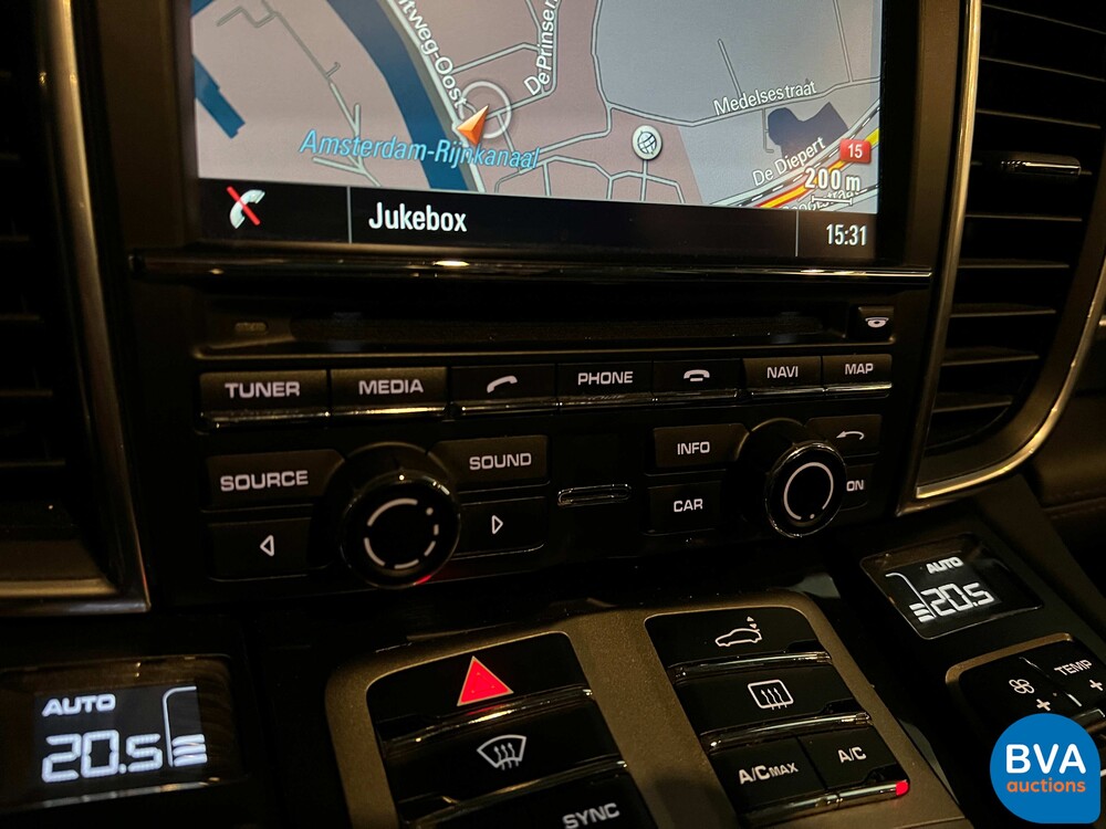 Porsche Panamera 3.0 S E-Hybrid 2014 333hp -Org. NL-, 7-TTJ-57.