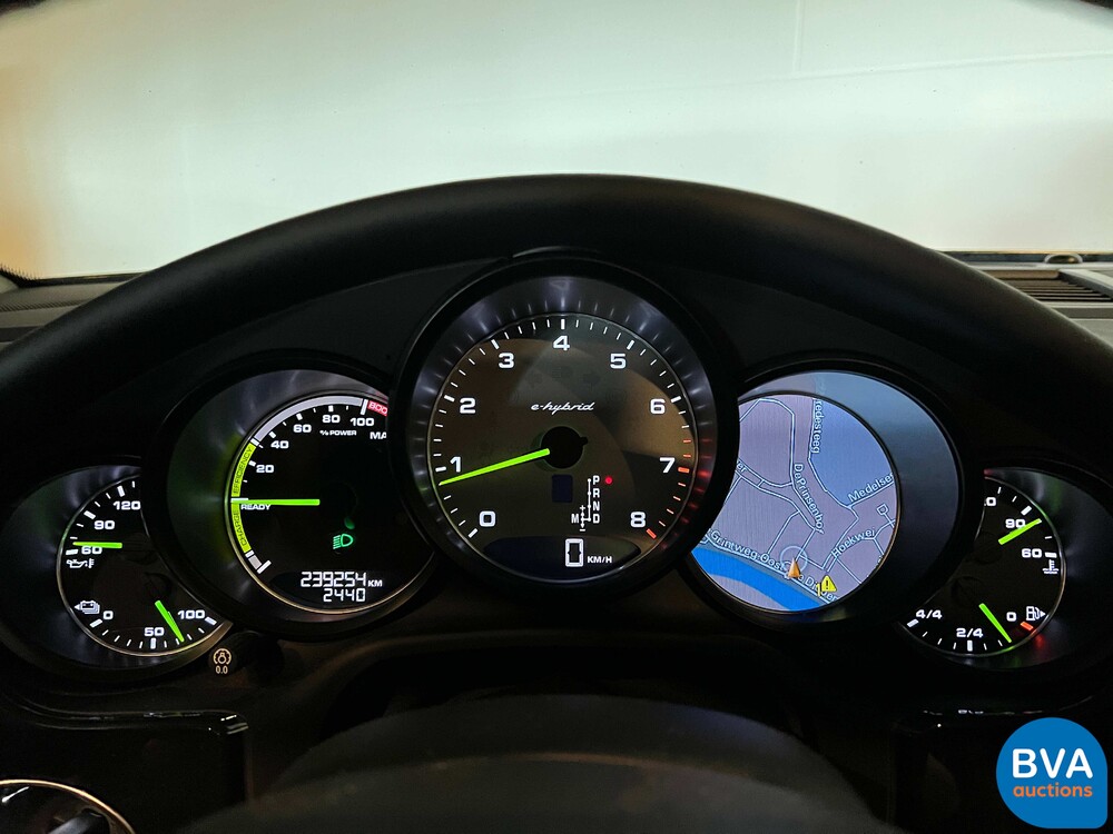 Porsche Panamera 3.0 S E-Hybrid 2014 333hp -Org. NL-, 7-TTJ-57.