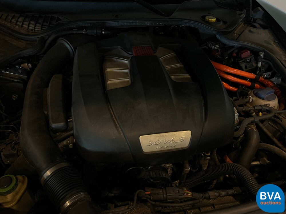 Porsche Panamera 3.0 S E-Hybrid 2014 333hp -Org. NL-, 7-TTJ-57.