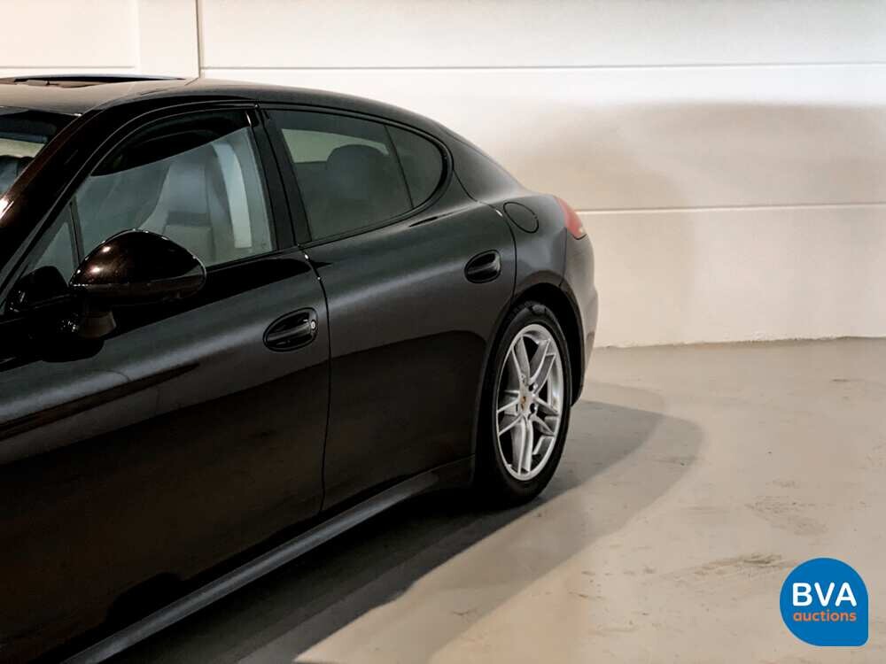 Porsche Panamera 3.0 S E-Hybrid 2014 333hp -Org. NL-, 7-TTJ-57.