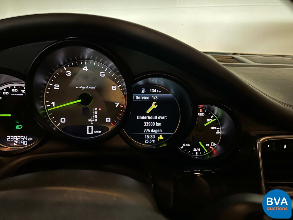 Porsche Panamera 3.0 S E-Hybrid 2014 333hp -Org. NL-, 7-TTJ-57.