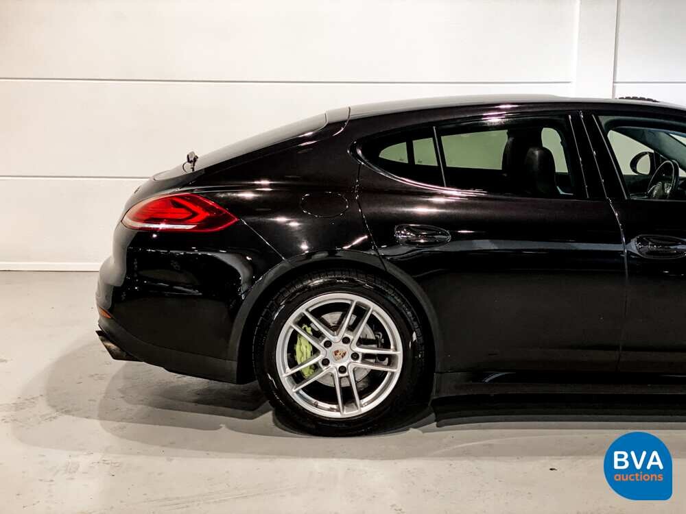 Porsche Panamera 3.0 S E-Hybrid 2014 333hp -Org. NL-, 7-TTJ-57.