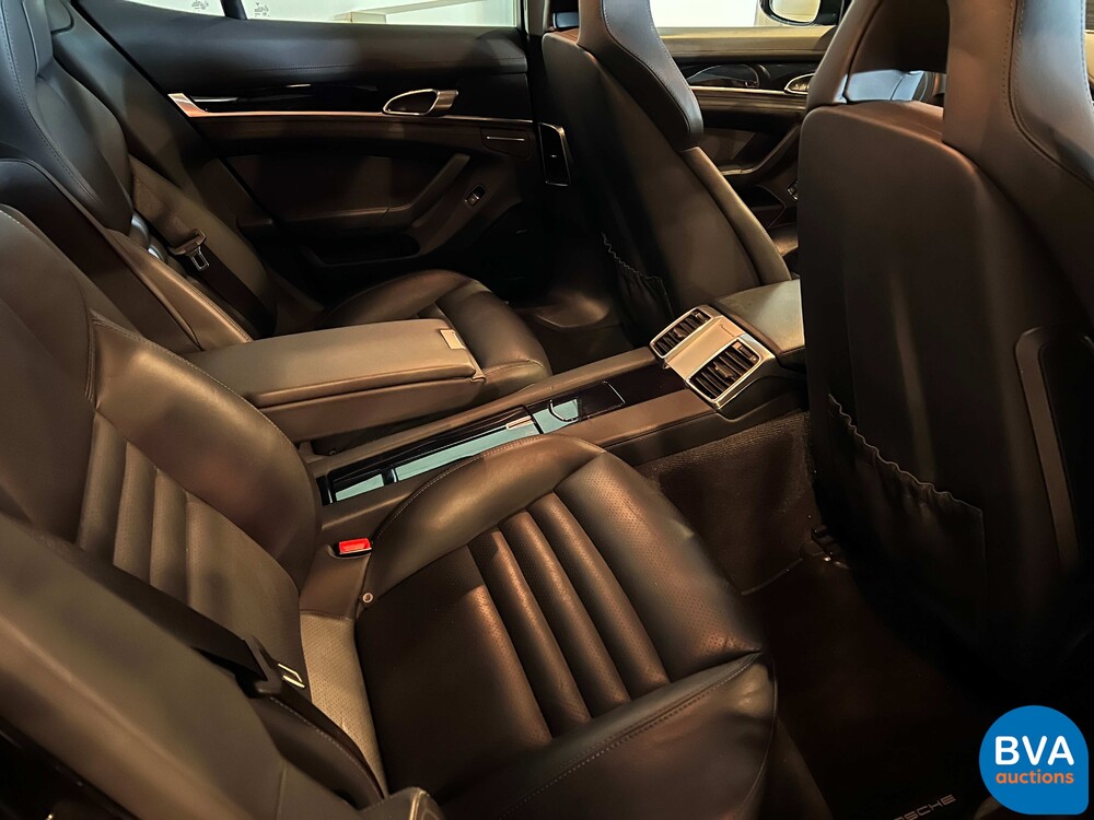 Porsche Panamera 3.0 S E-Hybrid 2014 333hp -Org. NL-, 7-TTJ-57.
