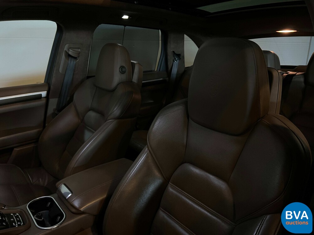 Porsche Cayenne 4.8 Turbo 500 PS 2011, H-476-FK.