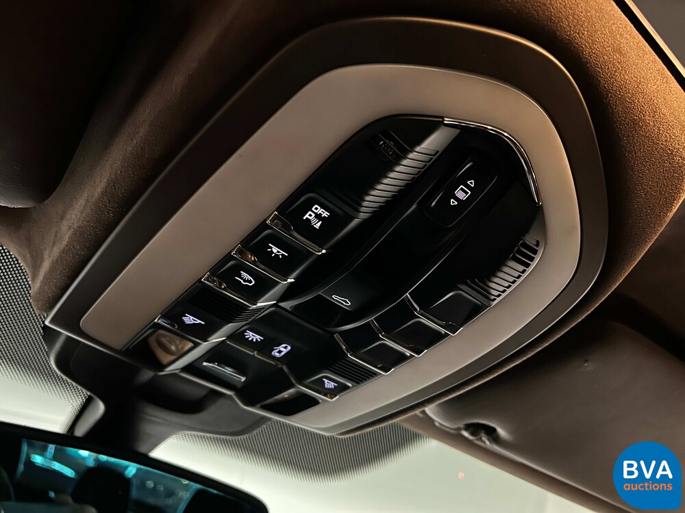 Porsche Cayenne 4.8 Turbo 500 PS 2011, H-476-FK.