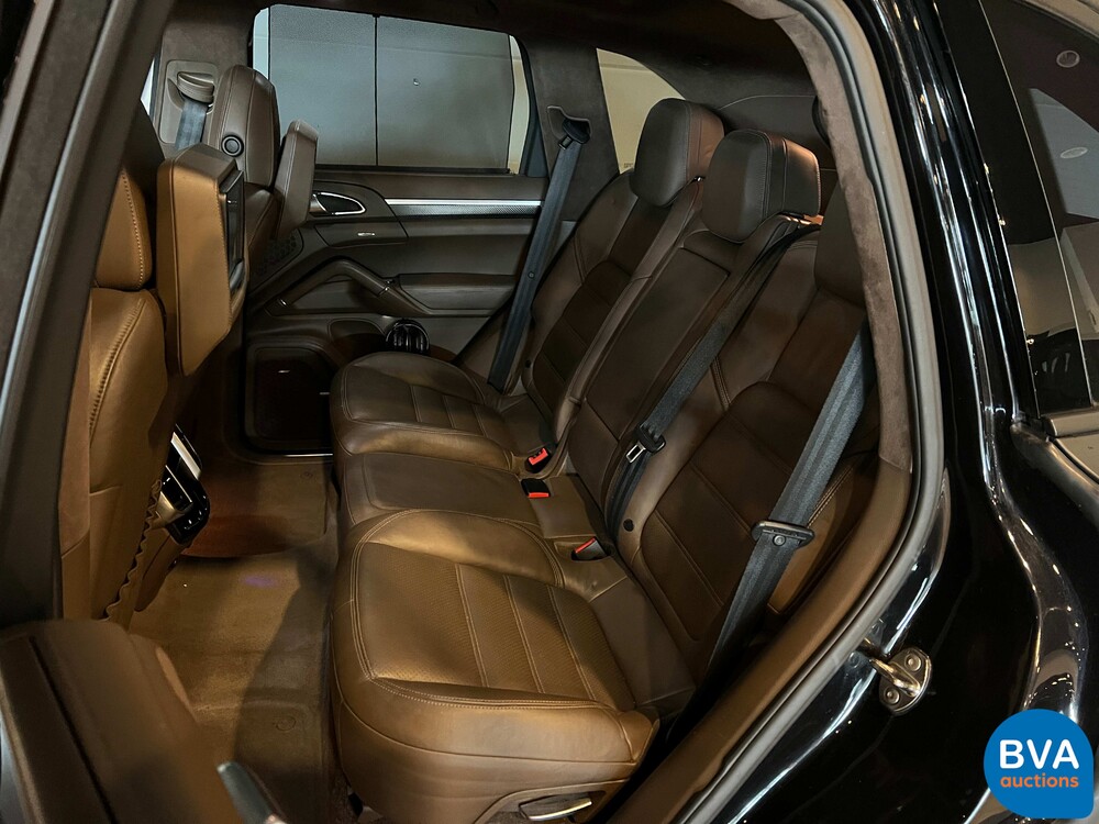 Porsche Cayenne 4.8 Turbo 500 PS 2011, H-476-FK.