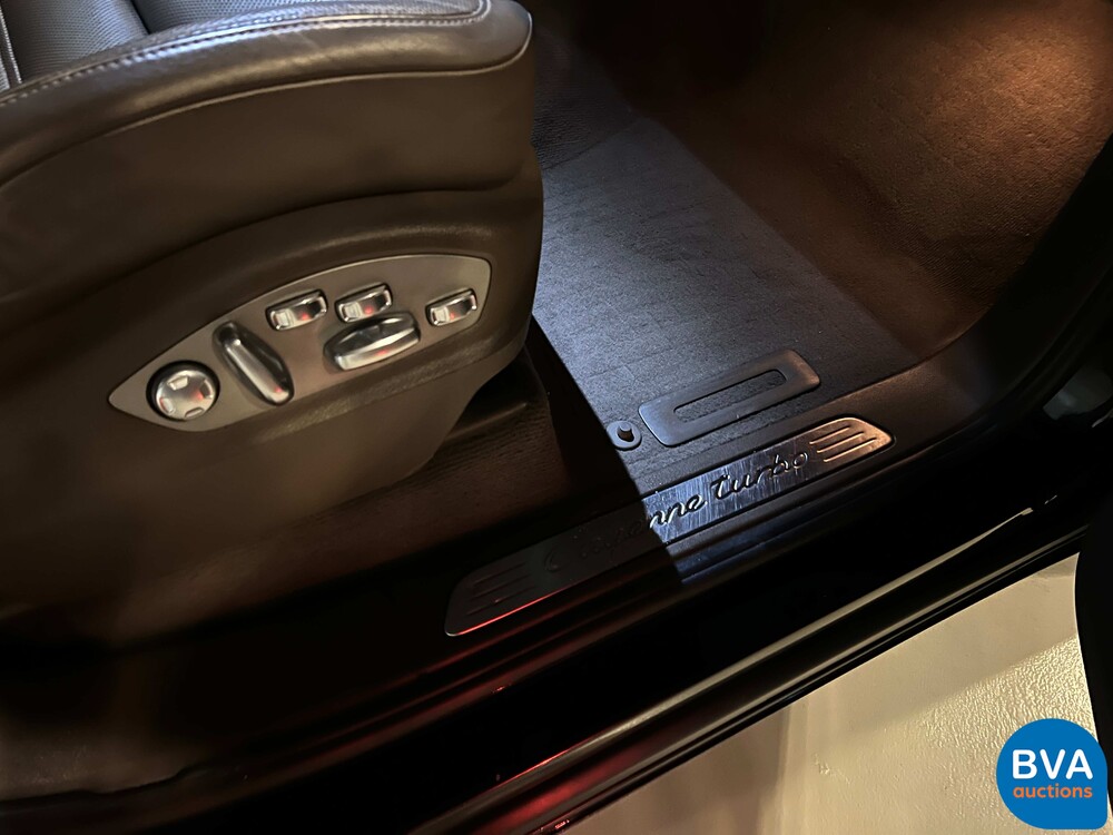 Porsche Cayenne 4.8 Turbo 500 PS 2011, H-476-FK.