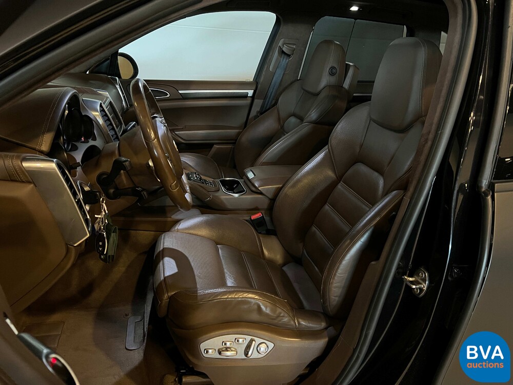 Porsche Cayenne 4.8 Turbo 500 PS 2011, H-476-FK.