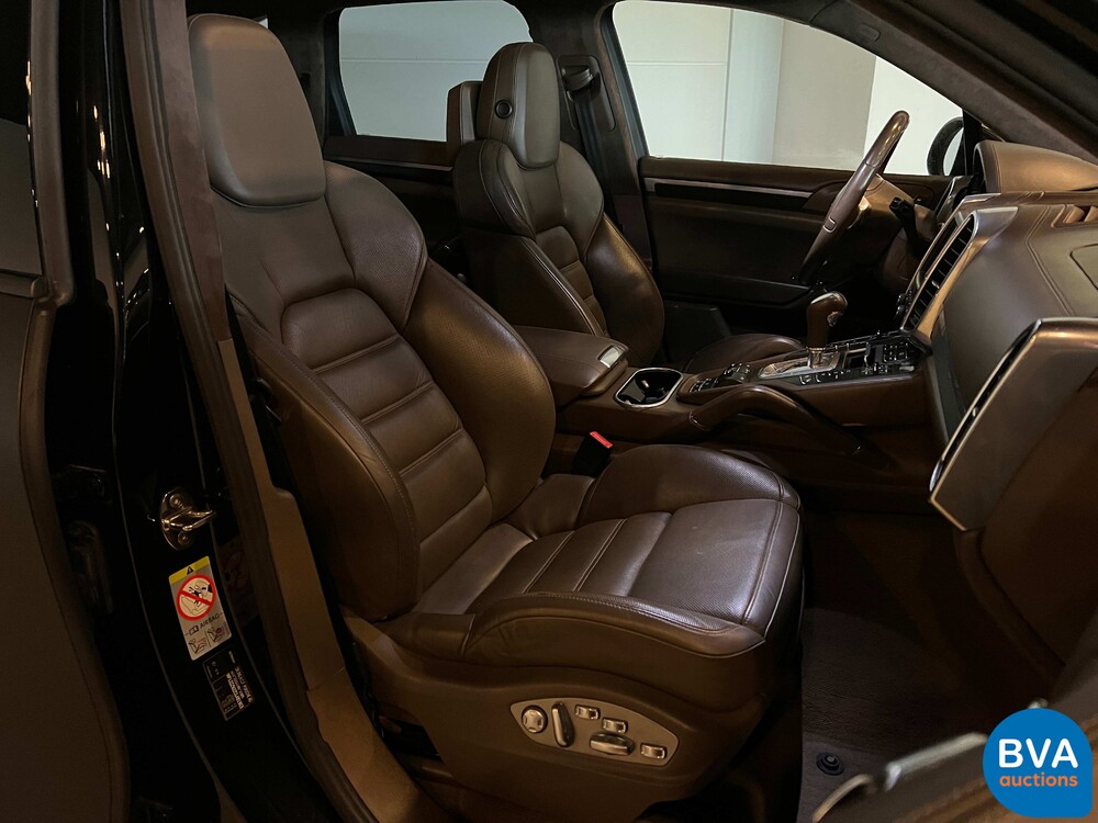Porsche Cayenne 4.8 Turbo 500 PS 2011, H-476-FK.