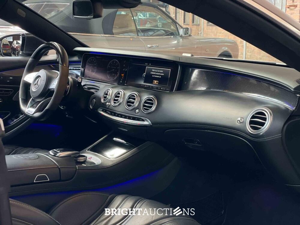 Mercedes-AMG S63 AMG 5.5 V8 4Matic 585pk 2015 S-Klasse Coupe Mercedes-Benz, N-942-DN
