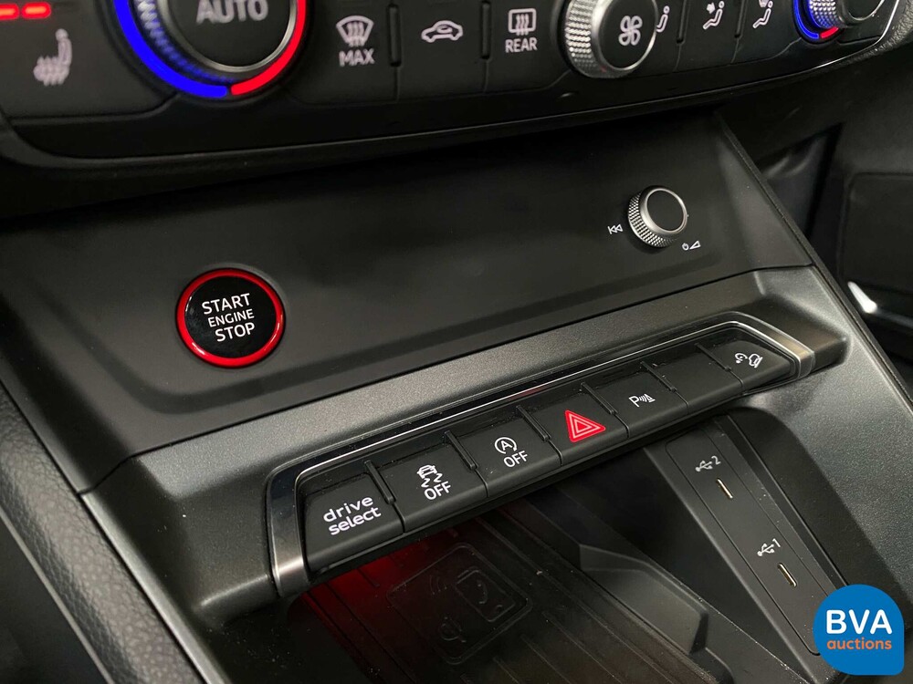 Audi RSQ3 Sportback Quattro 400PS 2022.