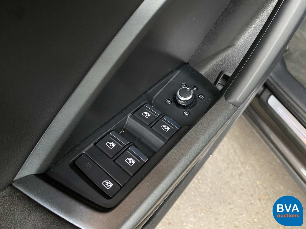 Audi RSQ3 Sportback Quattro 400PS 2022.