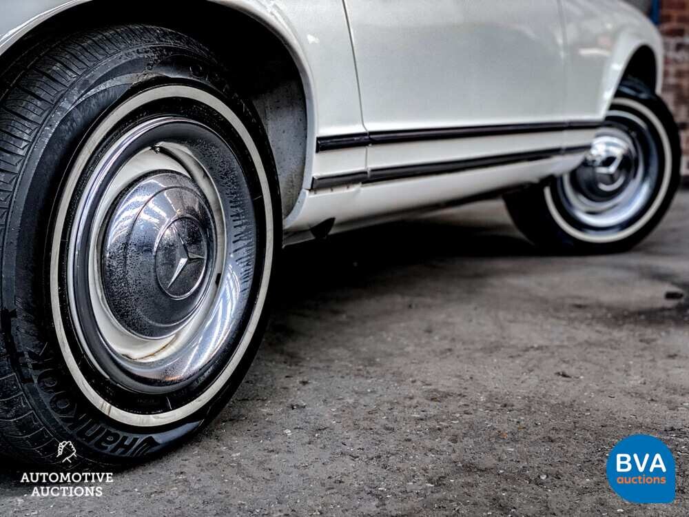 Mercedes-Benz 230 SL Pagode 170 PS 1965, PM-29-17.