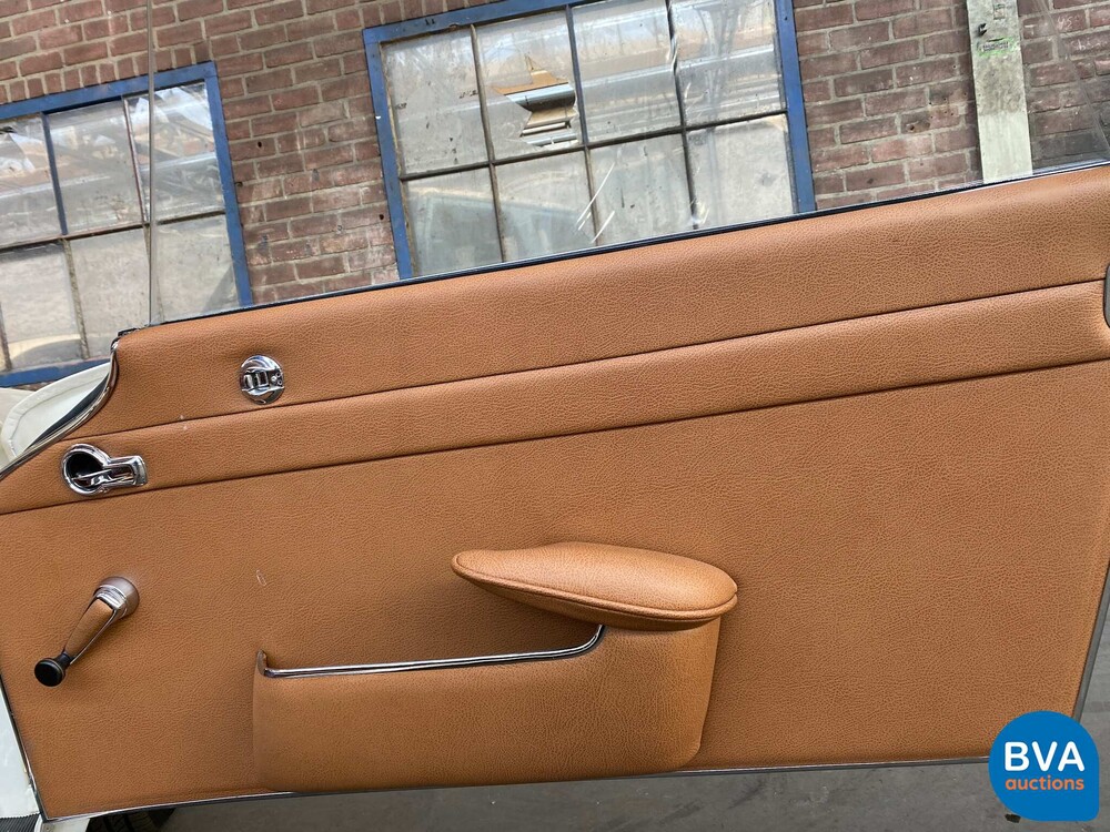 Mercedes-Benz 230 SL Pagode 170 PS 1965, PM-29-17.