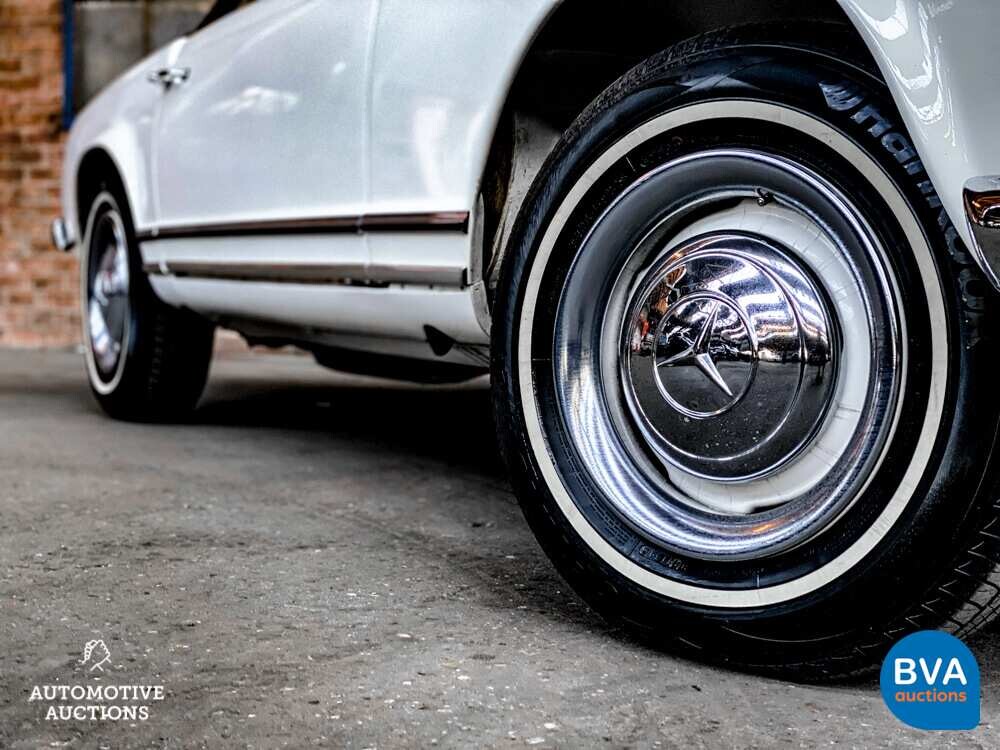 Mercedes-Benz 230 SL Pagode 170 PS 1965, PM-29-17.