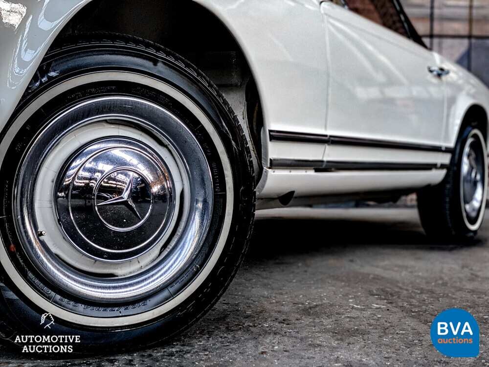 Mercedes-Benz 230 SL Pagode 170 PS 1965, PM-29-17.